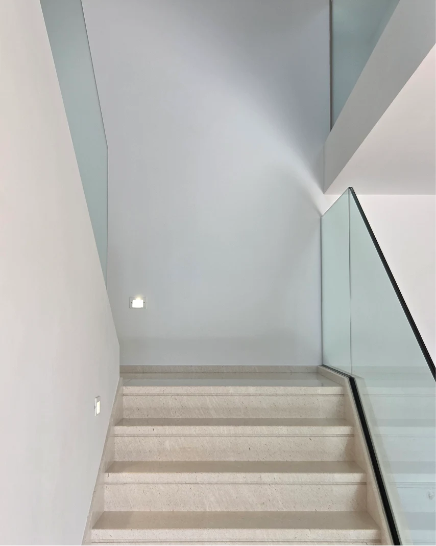 Villa-Silvia-Stairs-Cover