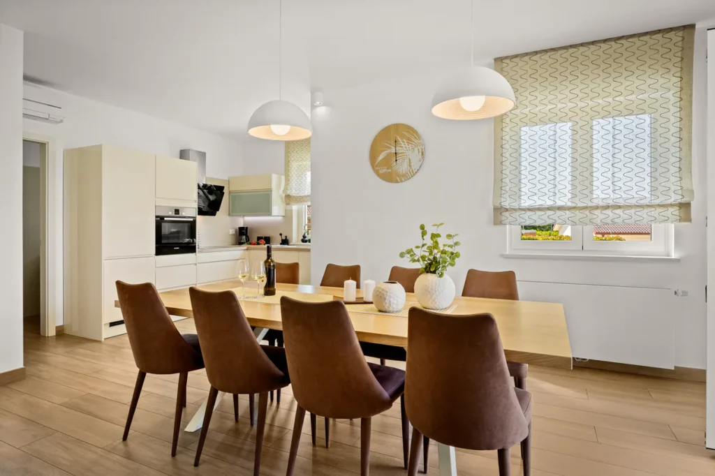 Villa-Silvia-Dining-Table-3